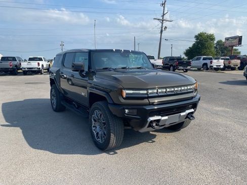 New 2025 GMC Hummer EV 3X image 8