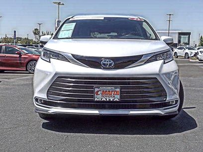 Used 2023 Toyota Sienna Limited