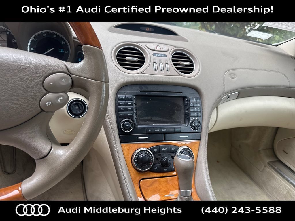 Used 2007 Mercedes-Benz SL 550 image 13