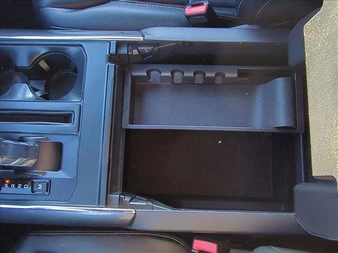 Used 2022 Ford F150 Lariat image 15