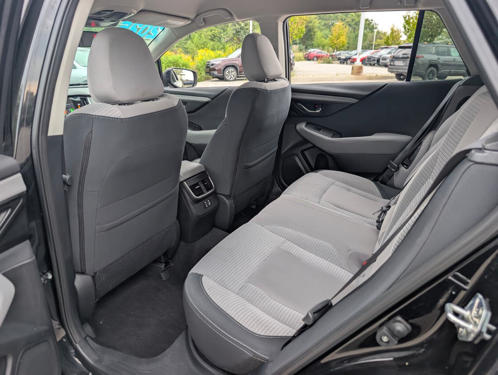 Certified 2025 Subaru Outback Premium AWD/4WD image 23