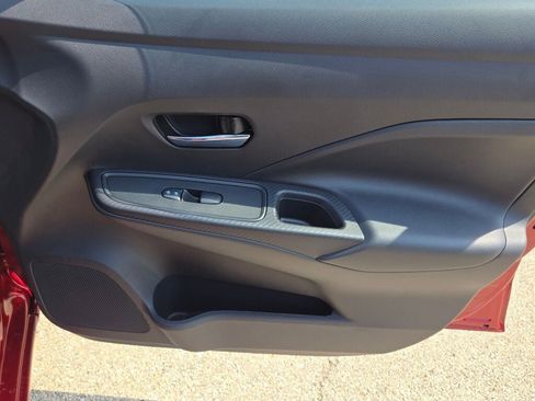 Used 2025 Nissan Versa SV w/ Trunk Package image 5