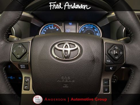 Certified 2021 Toyota Tacoma SR5 AWD/4WD image 17