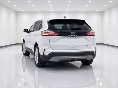 Used 2023 Ford Edge SEL AWD/4WD image 4