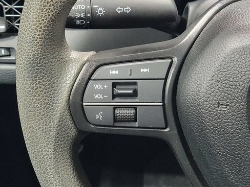 Certified 2023 Honda Accord EX image 27
