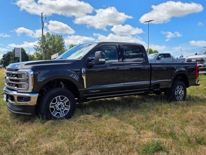 New 2025 Ford F350 Lariat w/ Lariat Ultimate Package