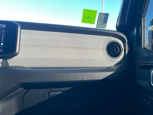 Used 2024 Jeep Wrangler Unlimited image 19