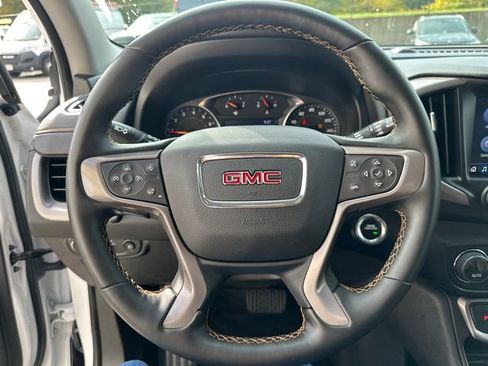 Used 2023 GMC Terrain AT4 image 28