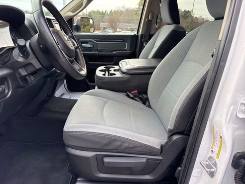 Used 2019 RAM 2500 Big Horn image 11