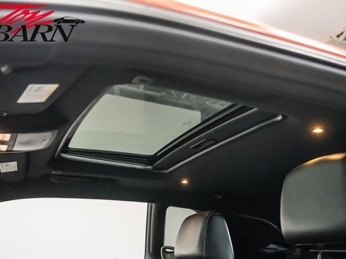 Used 2017 Dodge Challenger SRT Hellcat image 25