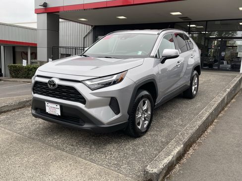 Certified 2025 Toyota RAV4 XLE AWD/4WD image 3