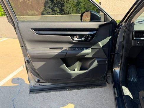 Used 2023 Honda CR-V EX-L image 9