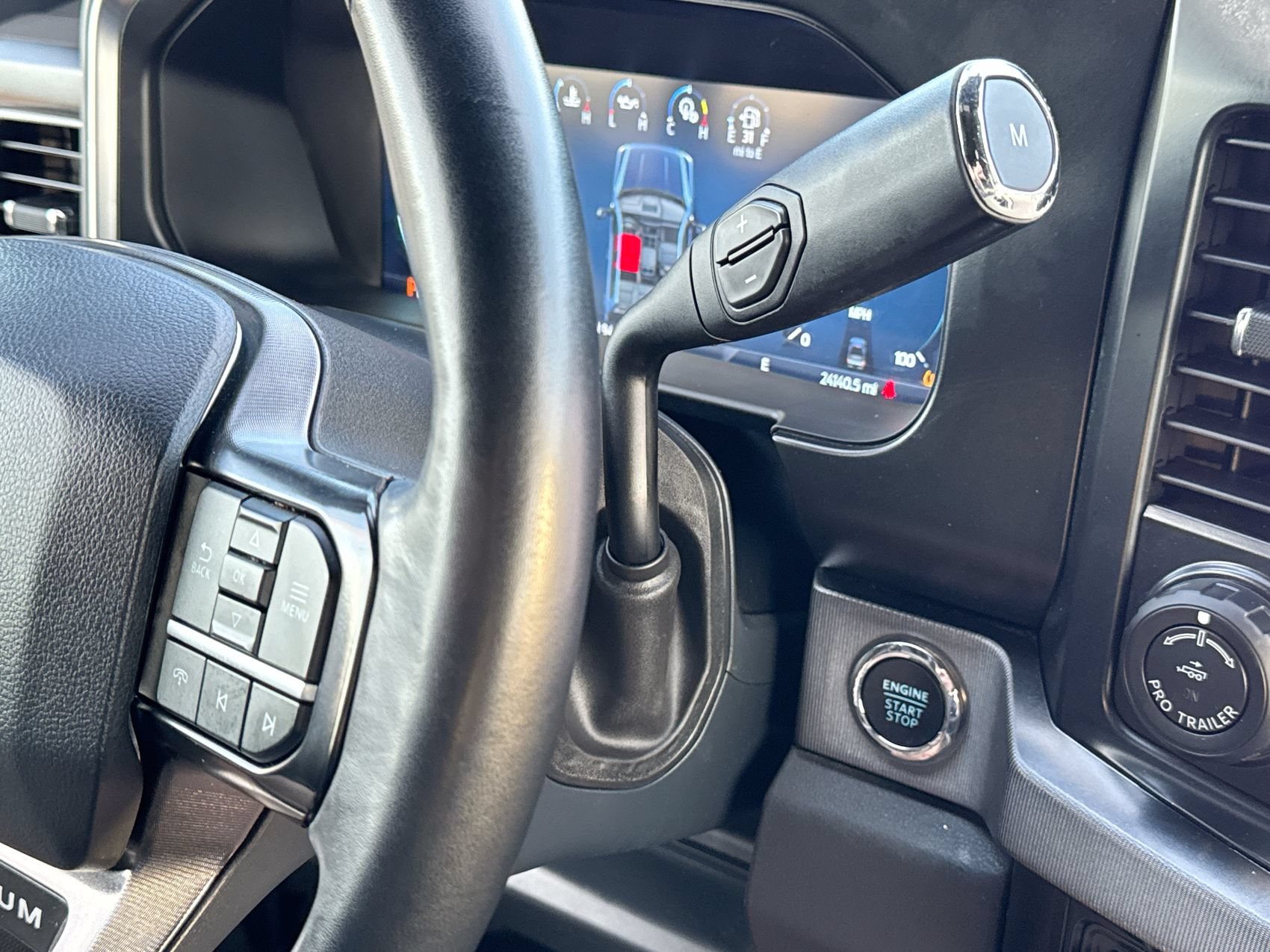 Used 2024 Ford F350 Platinum w/ FX4 Off-Road Package AWD/4WD image 20