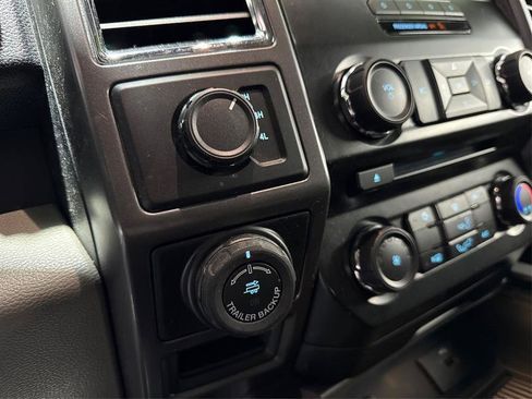Used 2016 Ford F150 XLT w/ Equipment Group 301A Mid AWD/4WD image 25