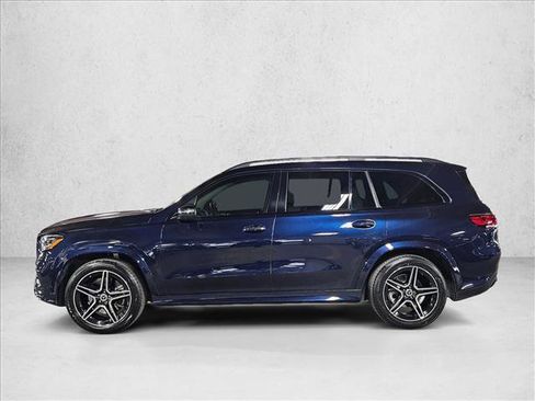 Used 2022 Mercedes-Benz GLS 450 4MATIC image 9