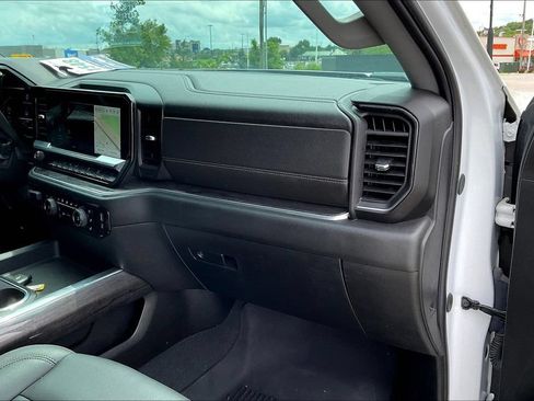 Used 2024 Chevrolet Silverado 3500 LTZ w/ LTZ Plus Package AWD/4WD image 16