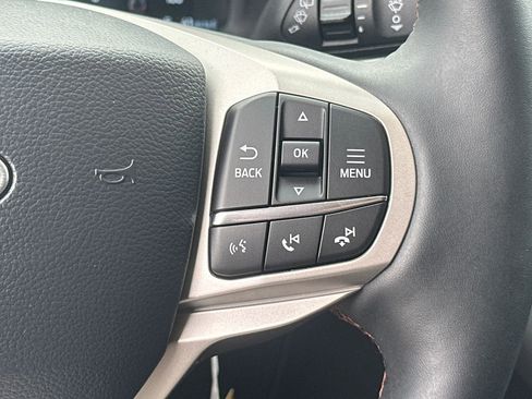 New 2025 Ford Explorer Active w/ Active Comfort Package image 49