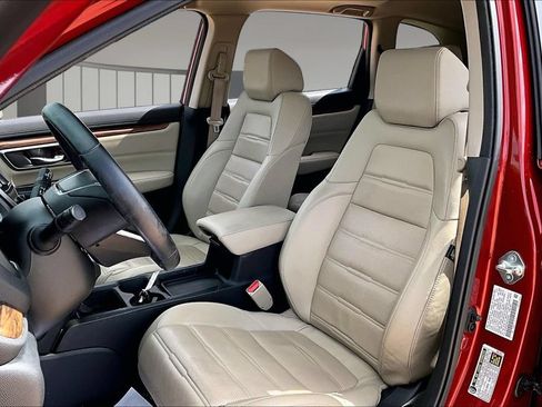 Used 2018 Honda CR-V Touring image 26