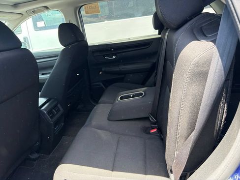 Used 2024 Honda CR-V EX image 3