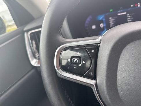 Used 2024 Volvo S60 B5 Plus image 19