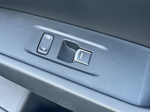 Used 2025 Honda Accord LX image 20