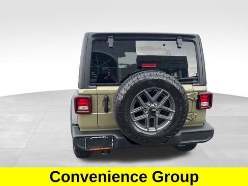 Used 2025 Jeep Wrangler Sport S image 4