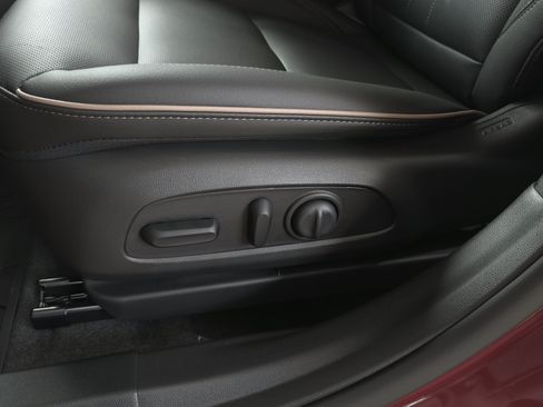 New 2026 Buick Envista Sport Touring FWD image 11