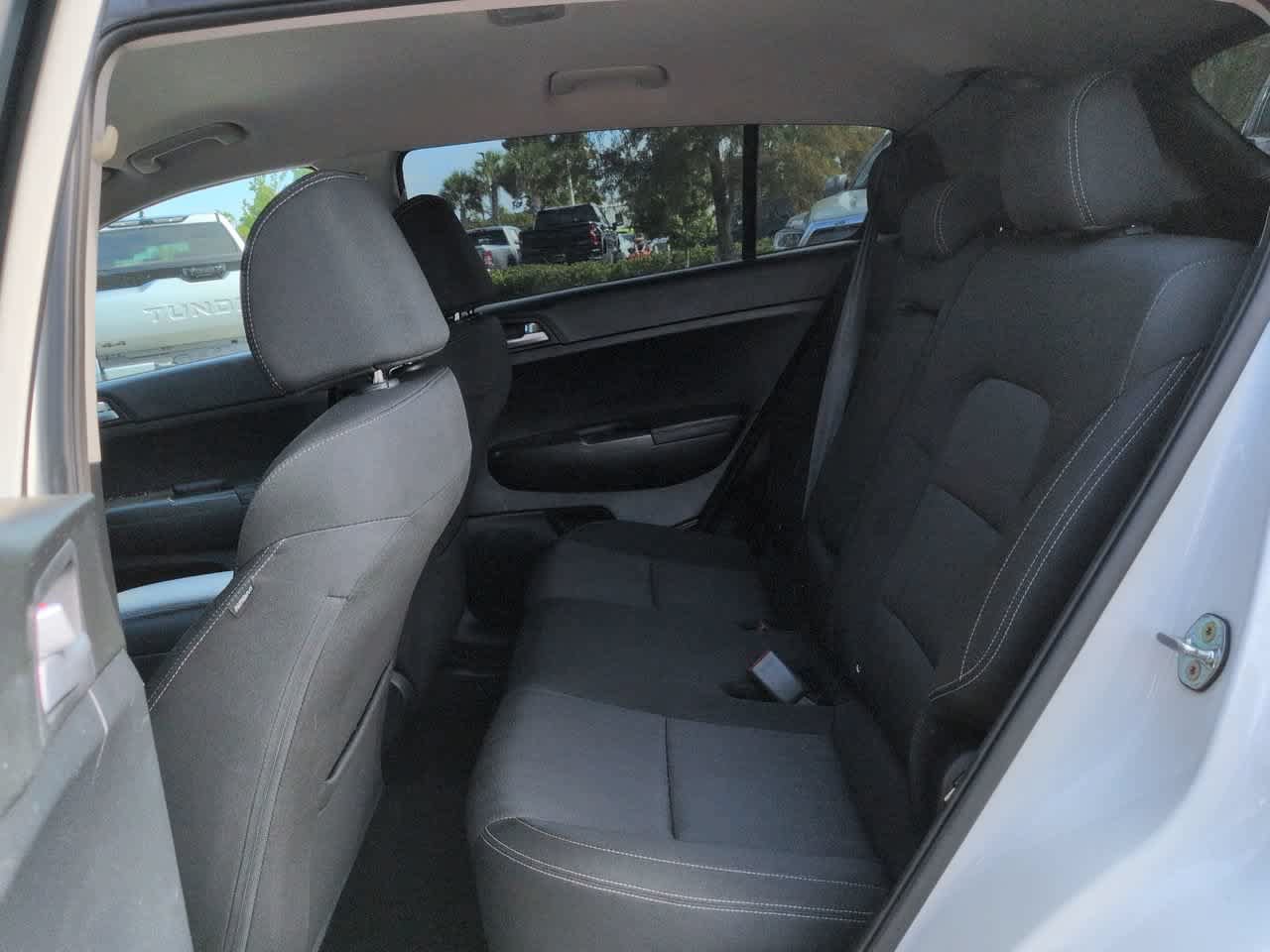 Used 2021 Kia Sportage LX FWD image 13