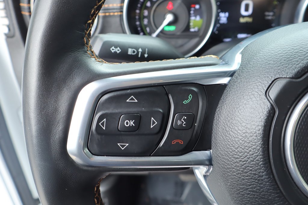Used 2022 Jeep Wrangler Unlimited Sahara AWD/4WD image 24