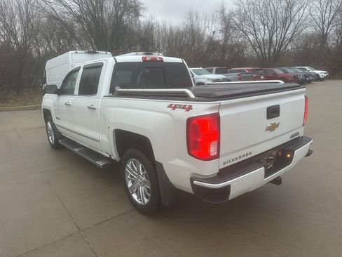 Used 2018 Chevrolet Silverado 1500 High Country image 9
