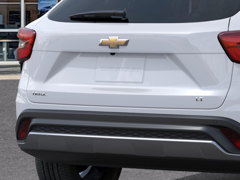 New 2026 Chevrolet Trax LT w/ Driver Confidence Package FWD image 38