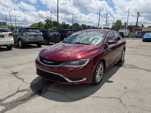 Used 2015 Chrysler 200 Limited w/ Convenience Group FWD image 6