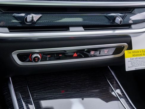 New 2026 BMW X7 xDrive40i w/ Executive Package image 26