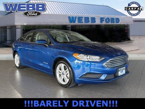 Used 2018 Ford Fusion S image 1