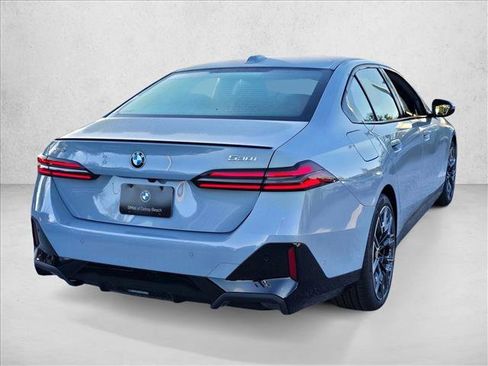 New 2026 BMW 530i xDrive image 2