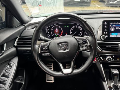 Used 2019 Honda Accord Sport image 16