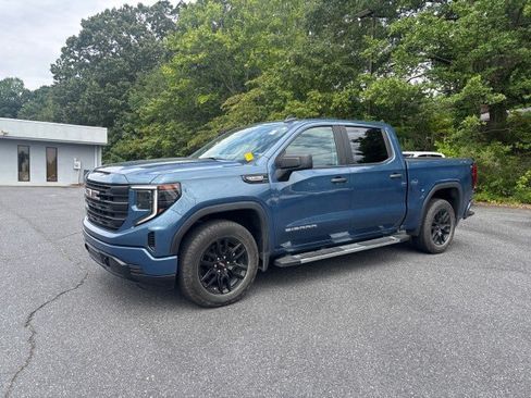 Used 2024 GMC Sierra 1500 Pro w/ Graphite Edition AWD/4WD image 2