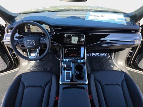 Certified 2026 Audi Q7 2.0T Premium Plus AWD/4WD image 9