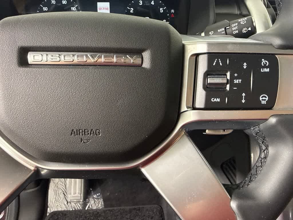 New 2026 Land Rover Discovery Limited Edition AWD/4WD image 46