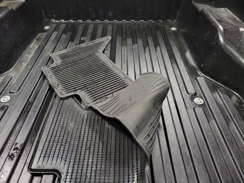 Used 2023 Toyota Tacoma TRD Off-Road image 10