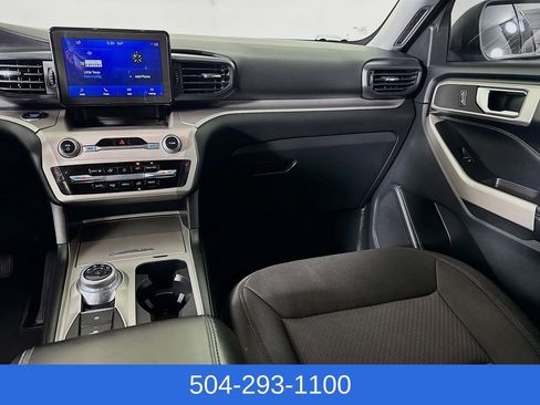 Used 2022 Ford Explorer XLT w/ Class IV Trailer Tow Package image 22