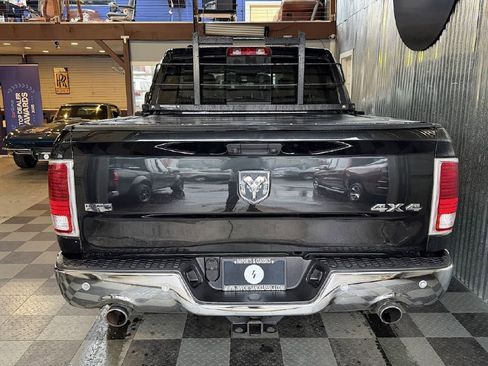 Used 2017 RAM 1500 Laramie AWD/4WD image 6