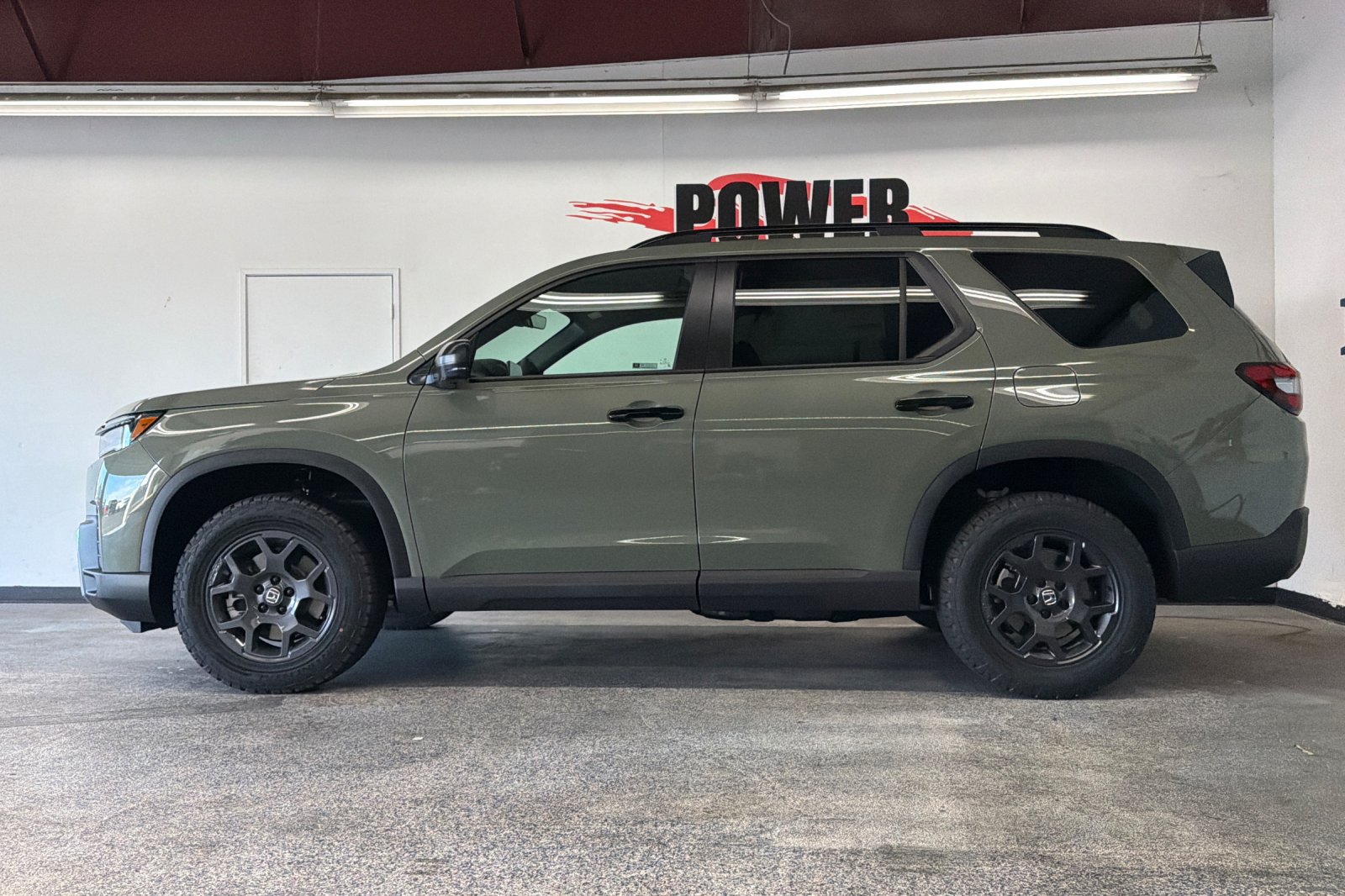 New 2026 Honda Pilot TrailSport image 6