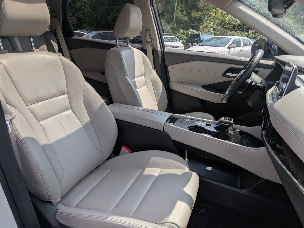 Used 2022 Nissan Rogue SL FWD image 30