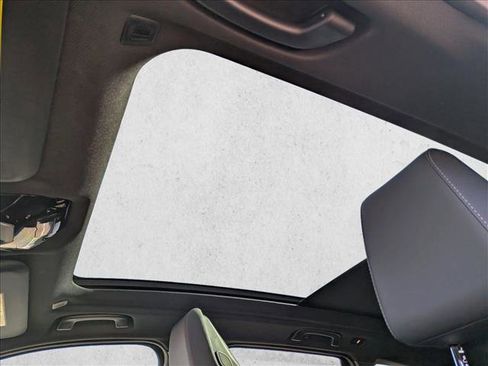 Certified 2025 BMW X3 xDrive30i w/ Convenience Package image 16