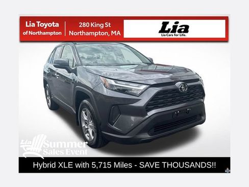 Used 2025 Toyota RAV4 XLE w/ Weather Package AWD/4WD image 1