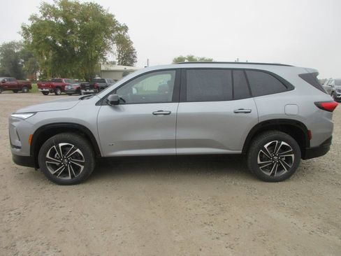 New 2026 Buick Enclave Sport Touring w/ Power Package image 8