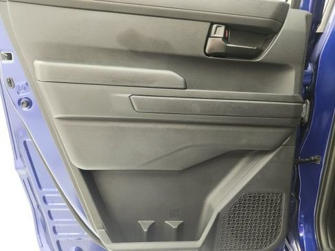 Used 2025 Toyota Tacoma SR5 RWD image 9