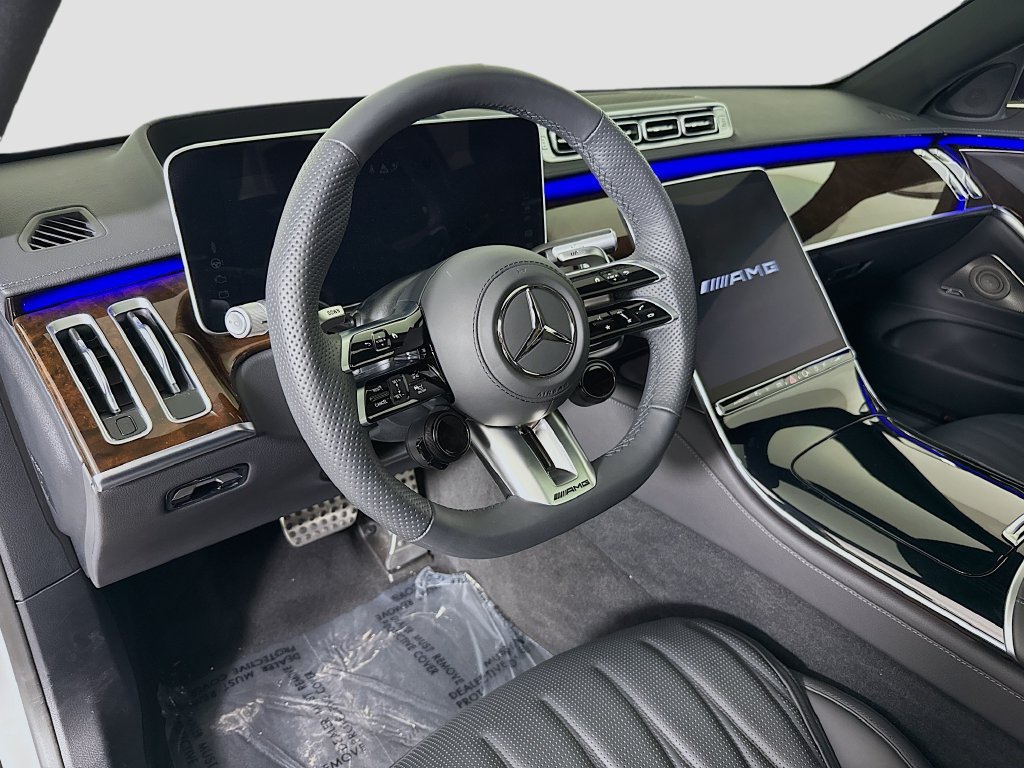 Used 2025 Mercedes-Benz S 63 AMG S image 9