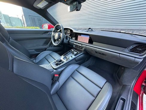 Certified 2024 Porsche 911 Carrera GTS RWD image 34